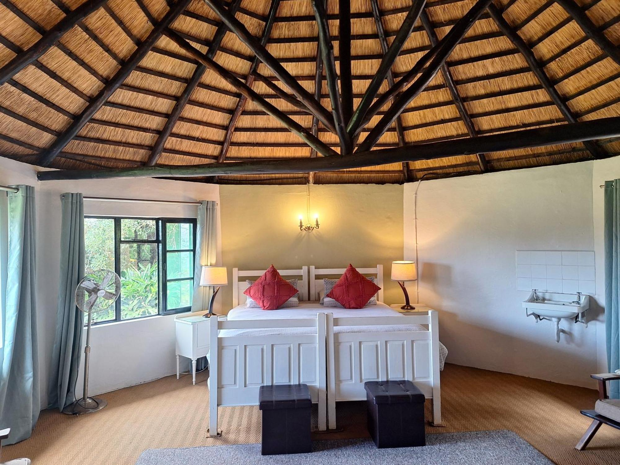 Mabuda Guest Farm Siteki Ngoại thất bức ảnh